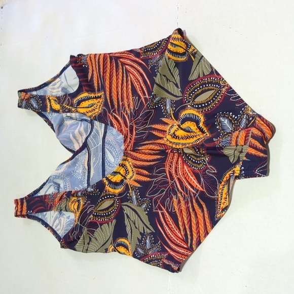 Lagon Bleu Women's Tropical One Piece Bathing Suit Size 44 (Small/Med.) - Picture 8 of 11